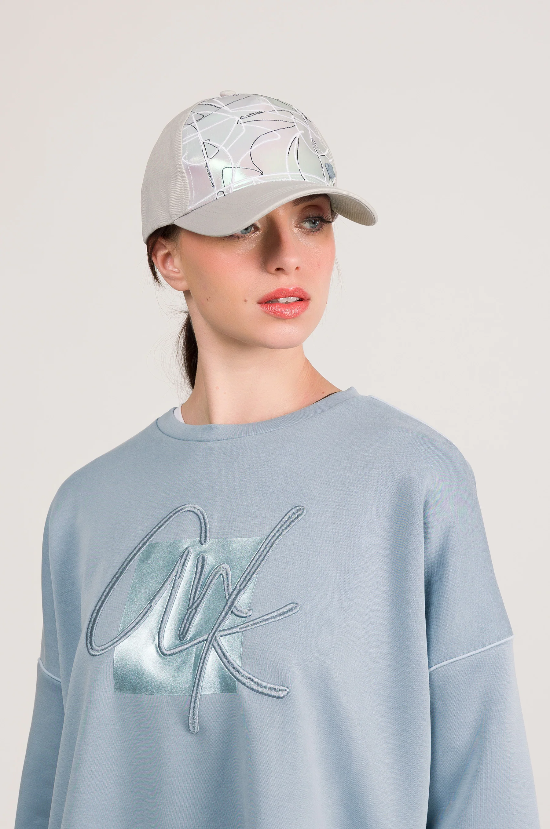 Cap Olympia - Image 2