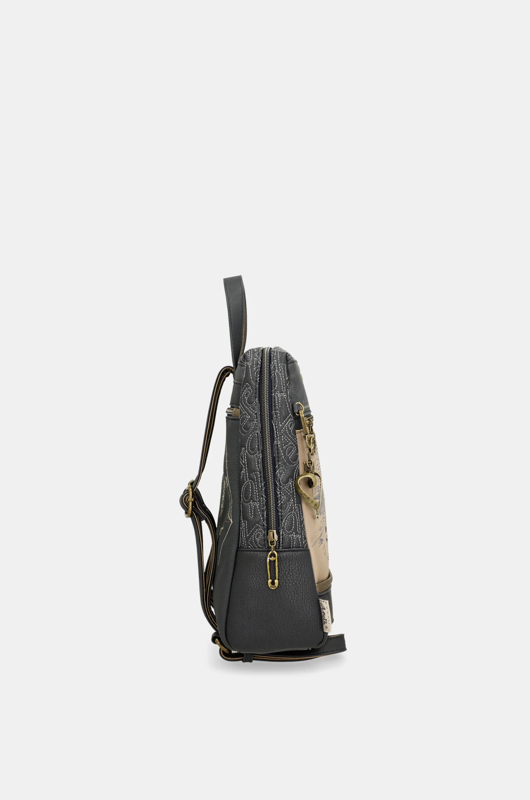 City Rucksack Studio - Image 5