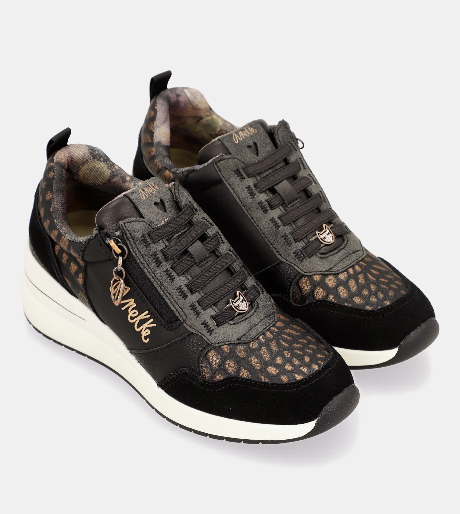 Schwarze Sneakers mit Keilabsatz von Dreams - Image 6