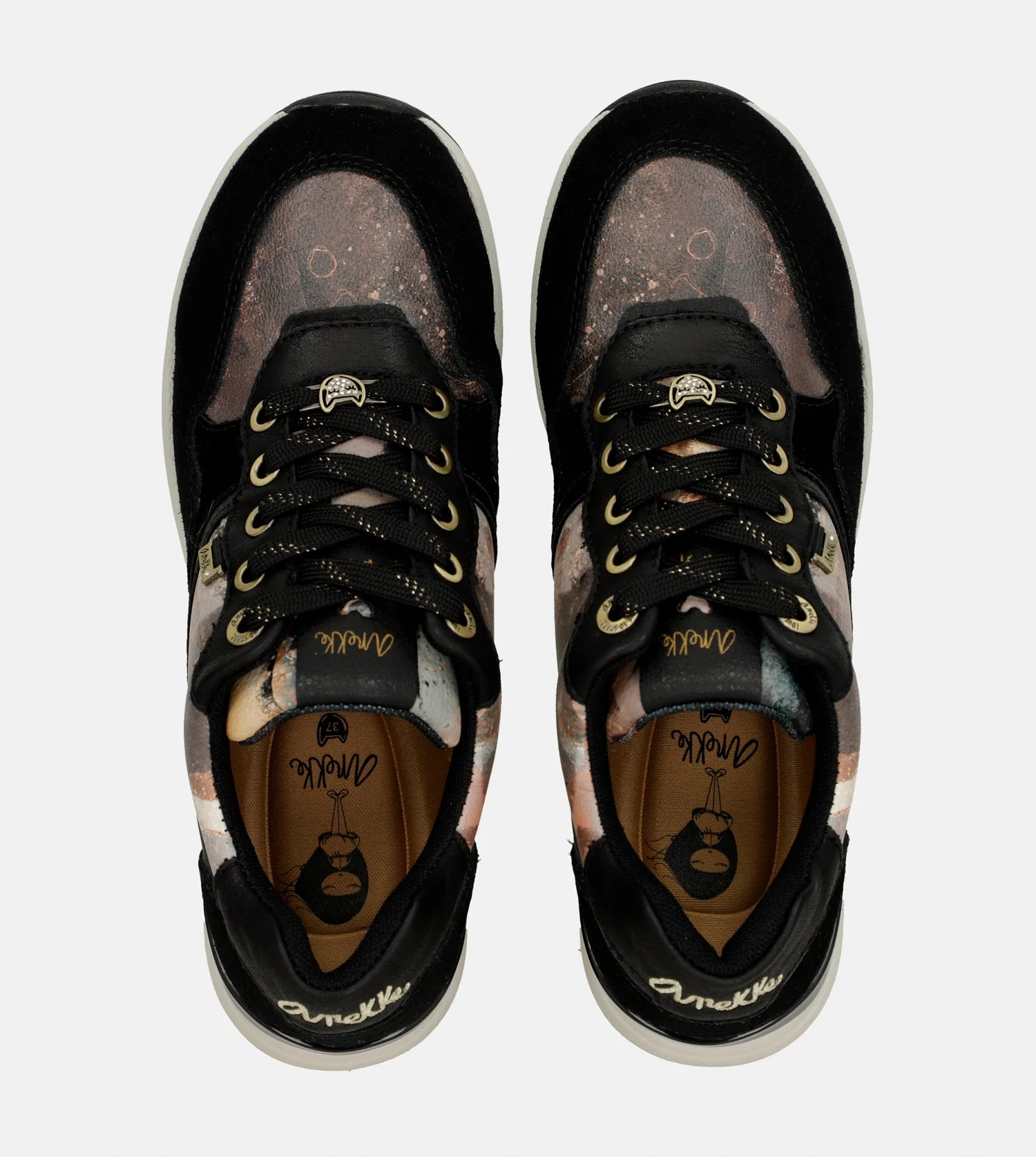 Gepolsterter schwarzer Keilsneaker - Image 3