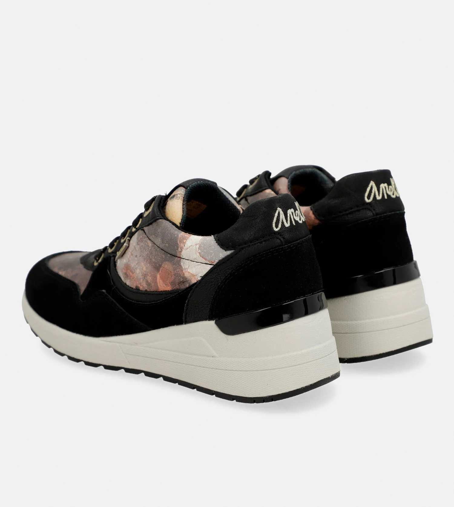 Gepolsterter schwarzer Keilsneaker - Image 4
