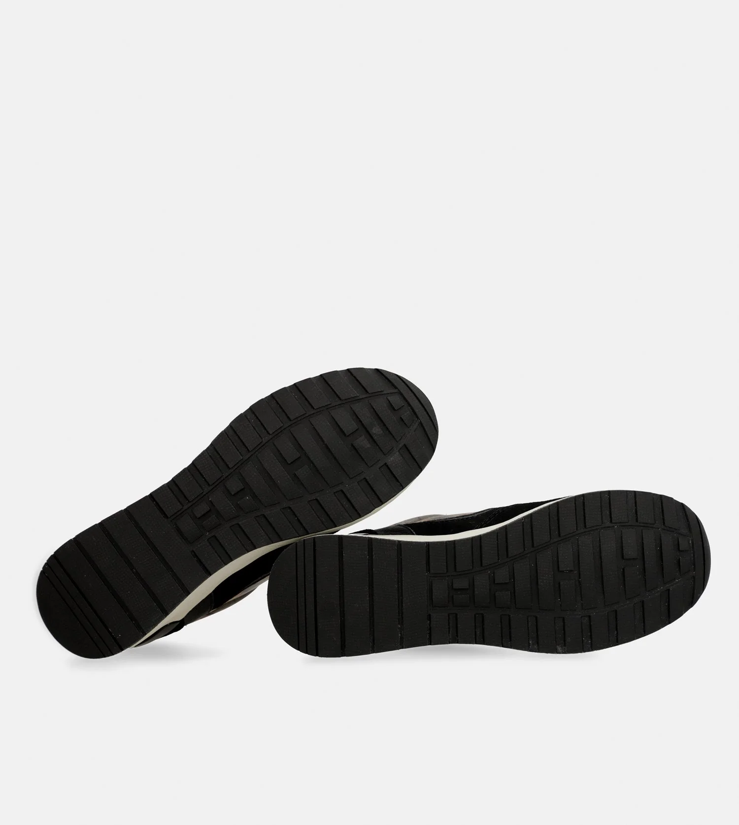 Gepolsterter schwarzer Keilsneaker - Image 8