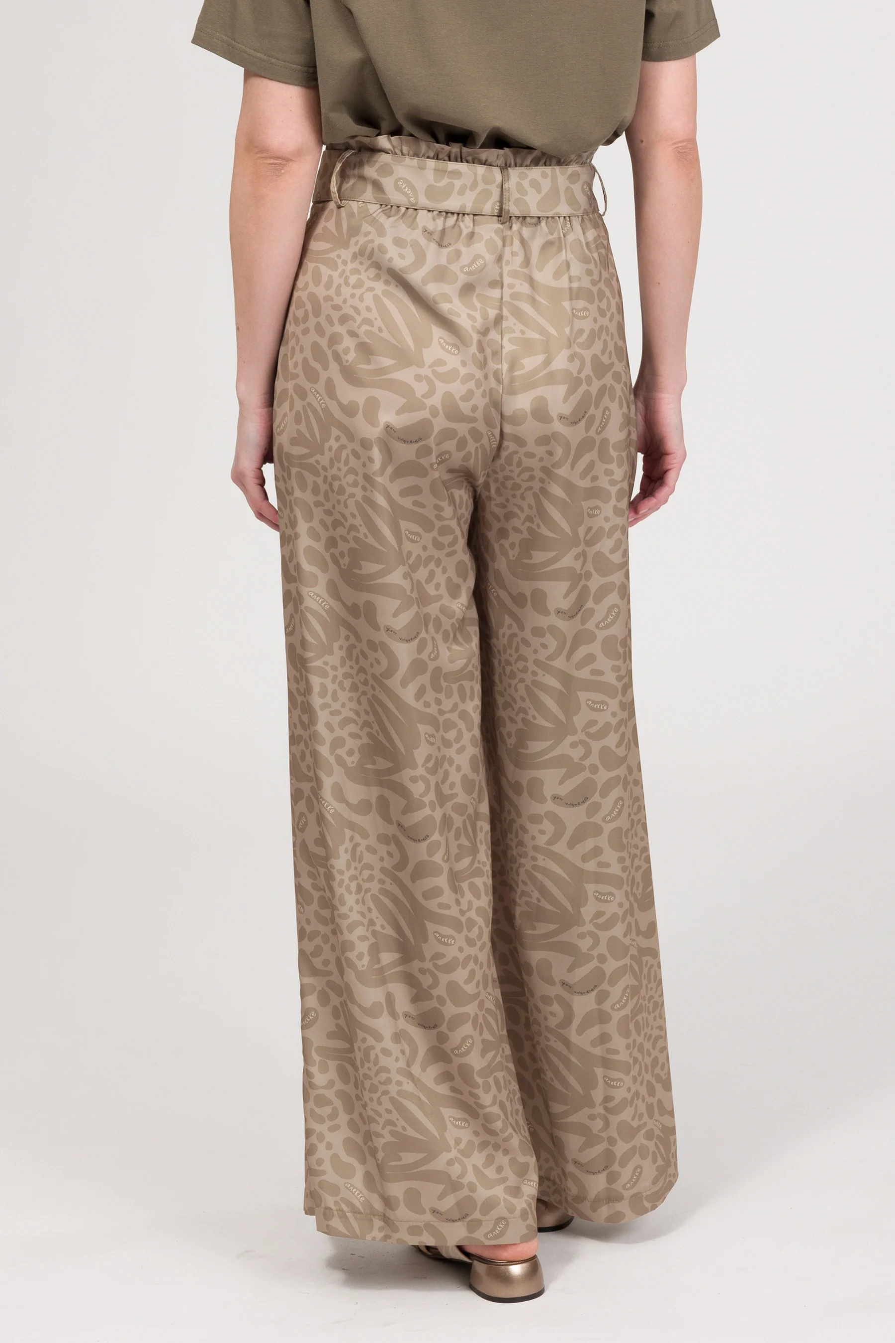 Hose Gaia - Image 4