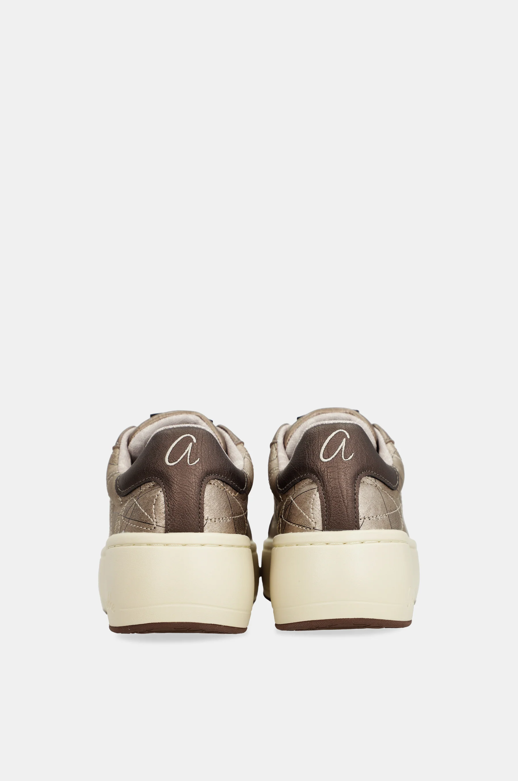 Kupferne Sneaker - Image 4