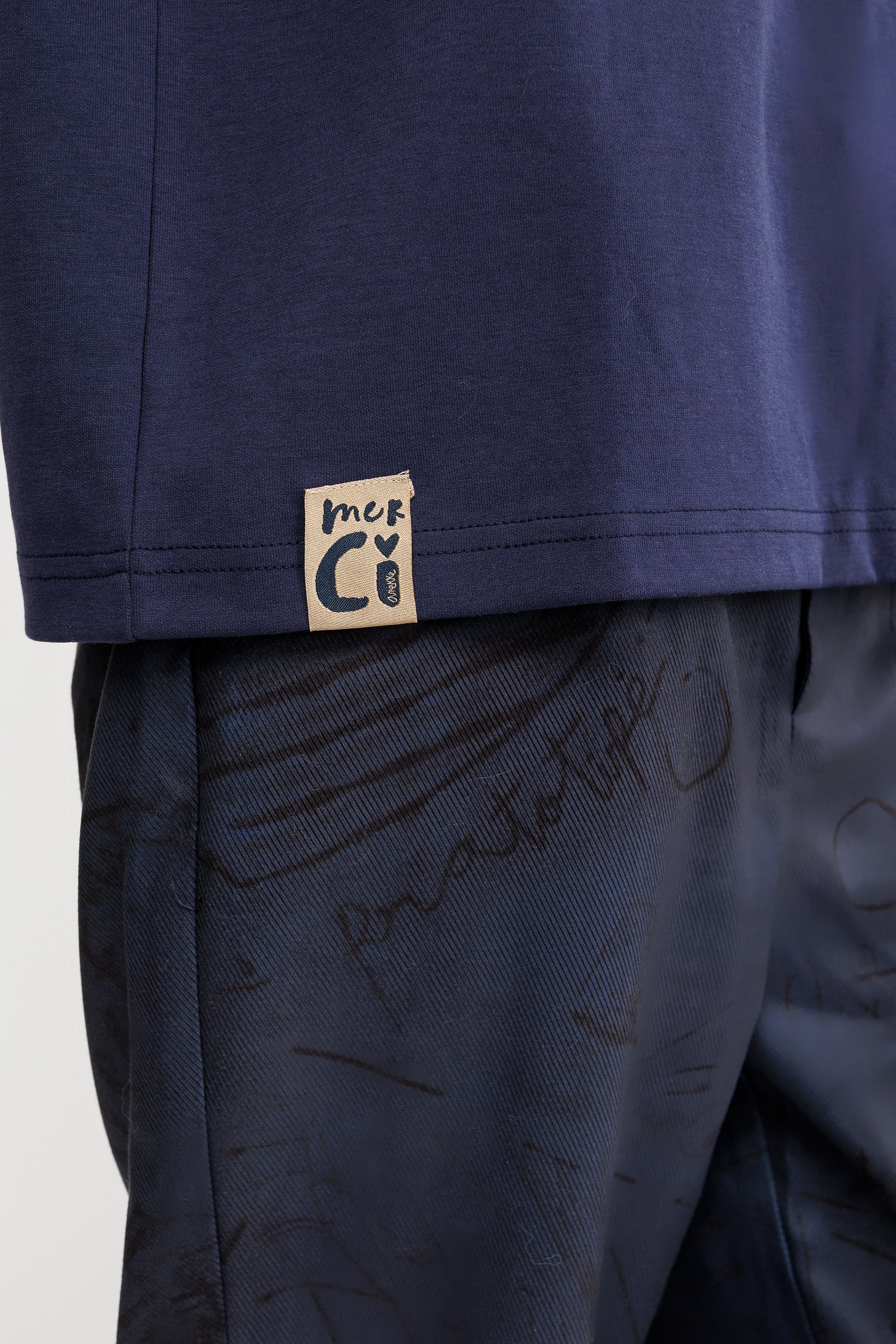 Kurzarm-T-Shirt schwarz mit Logo - Image 4