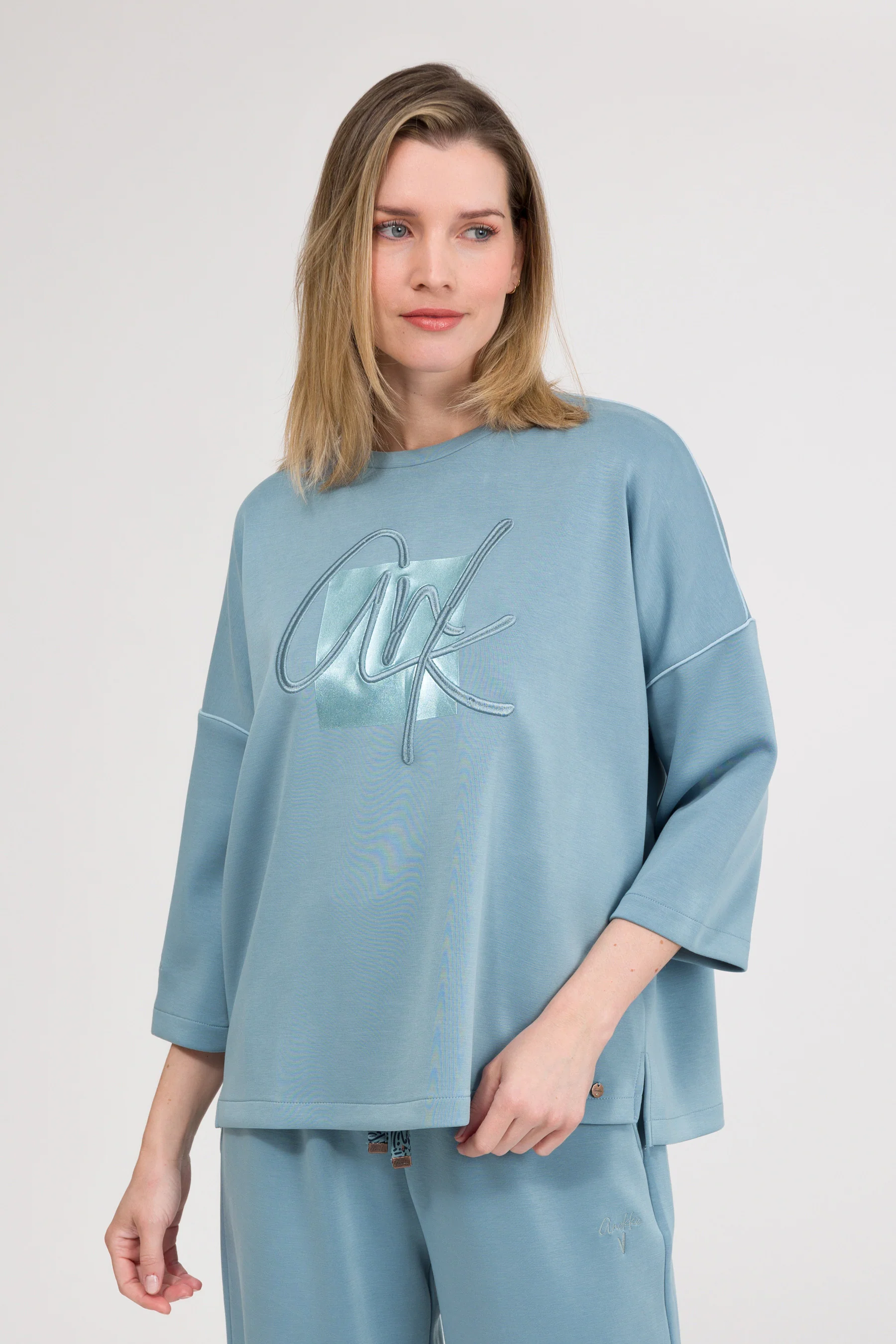Kurzärmliges Sweatshirt blau - Image 2