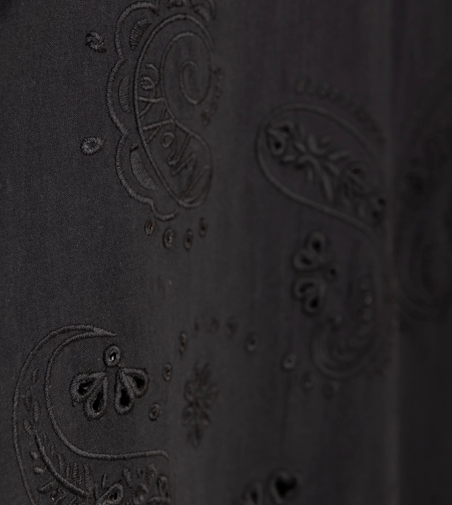 Kurzes schwarzes Kleid - Image 7