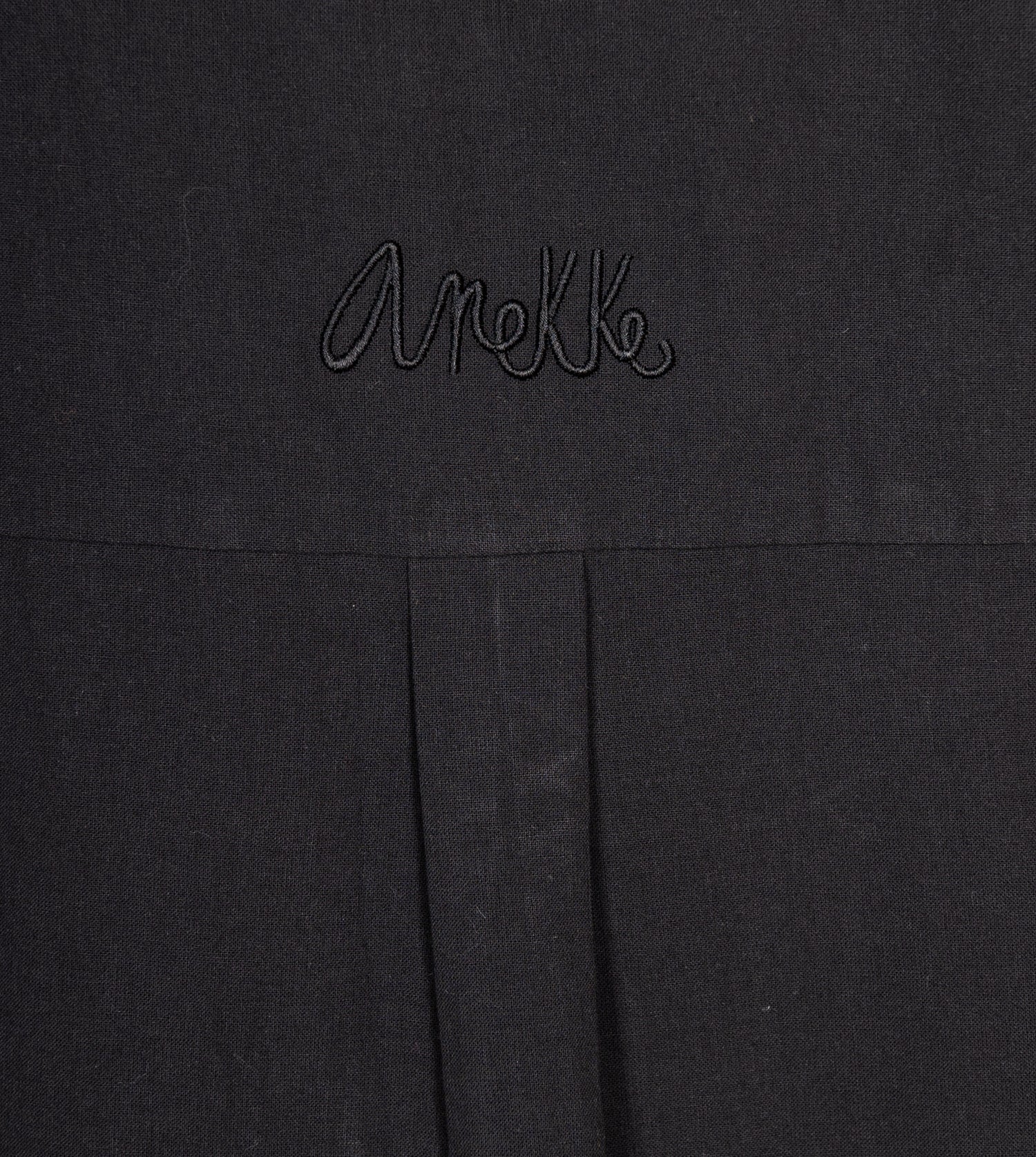 Kurzes schwarzes Kleid - Image 9
