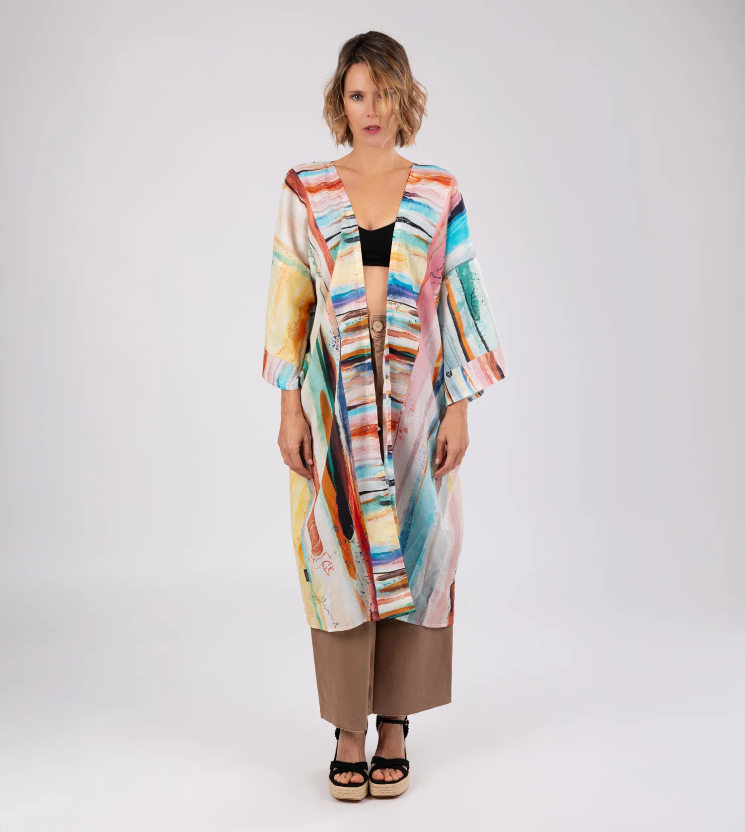 Langer Kimono mit Studio-Print - Image 7