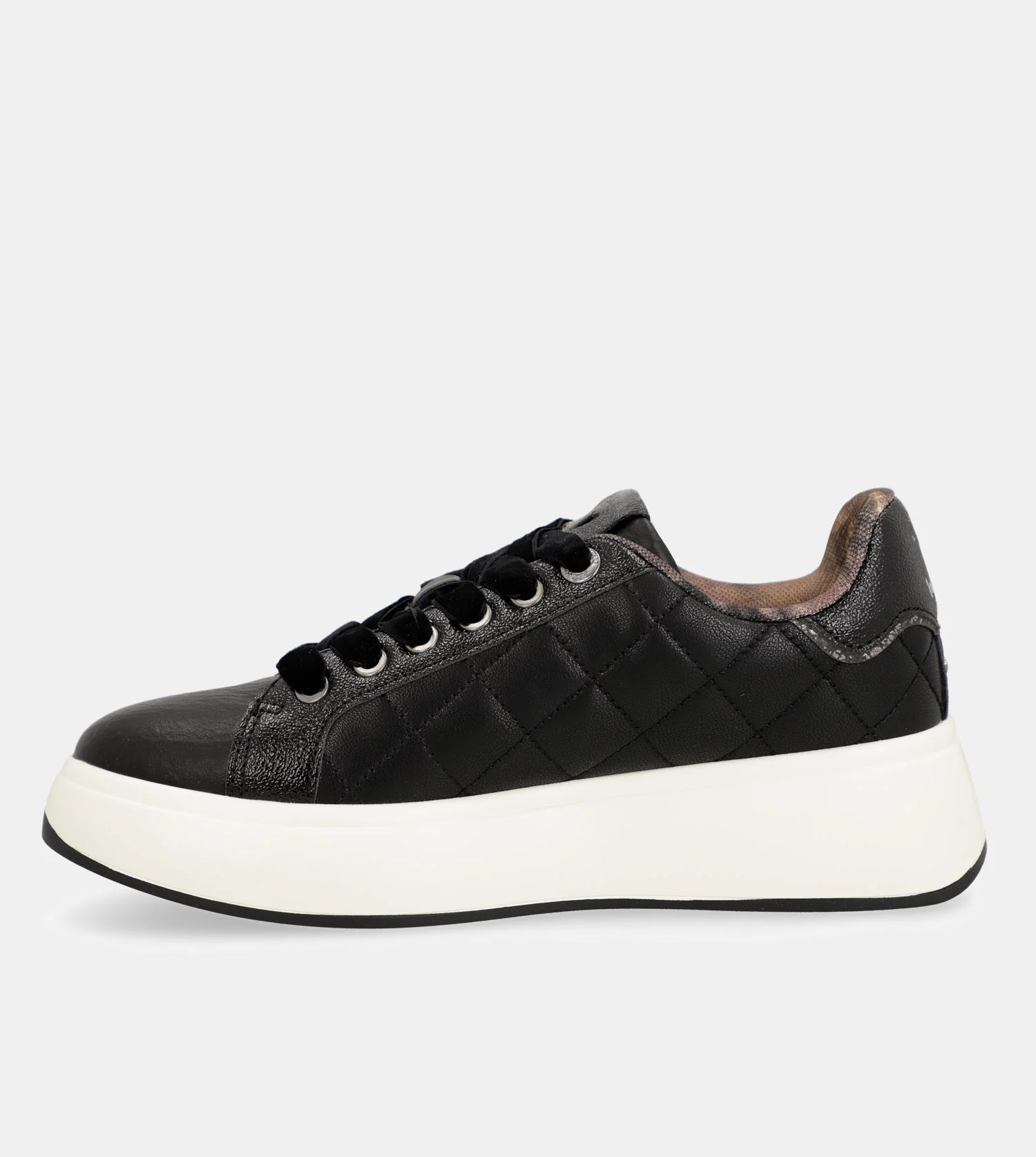 Lässige schwarze Sneaker - Image 7