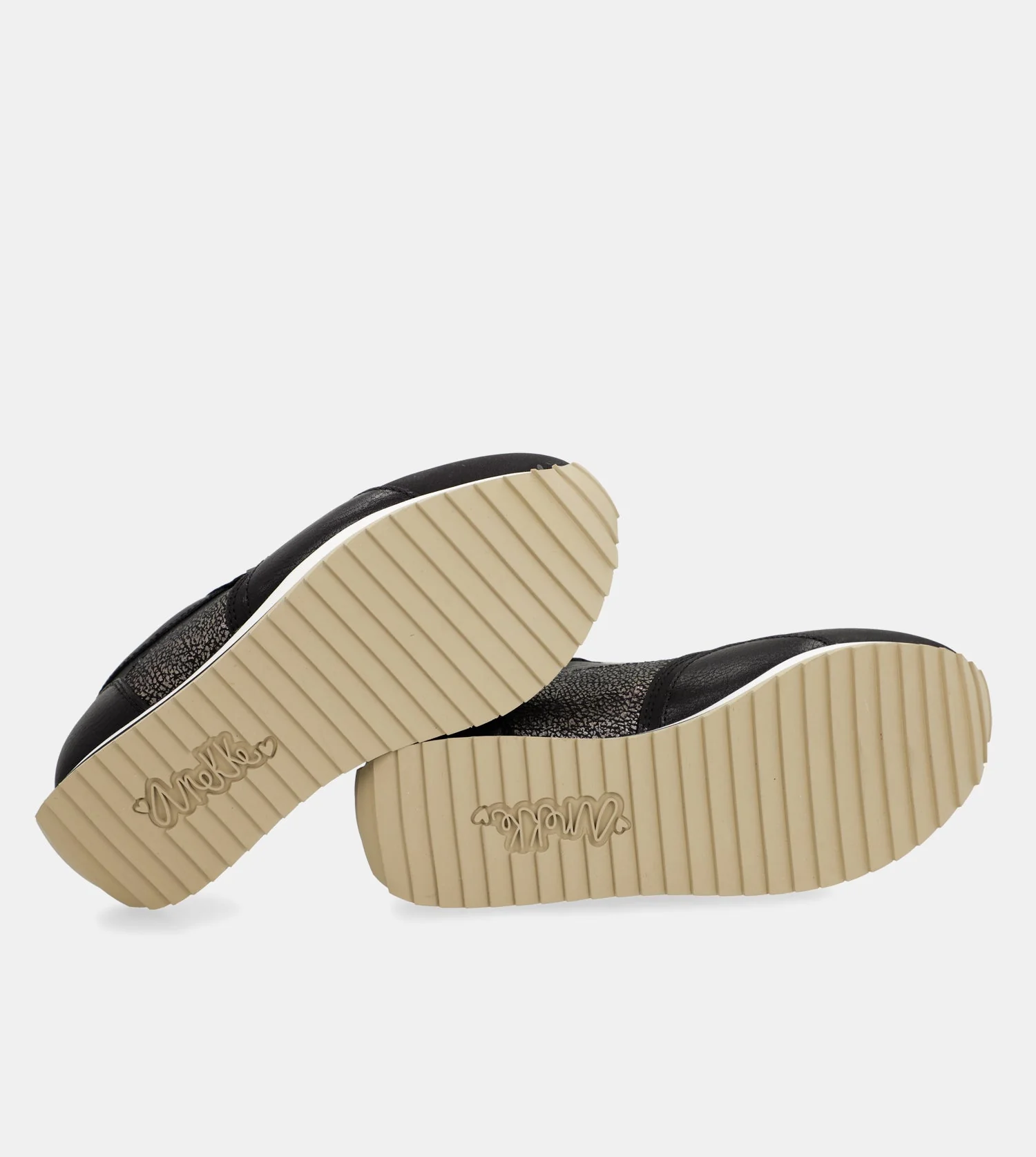 Schwarze Sneaker „Travel“ - Image 8