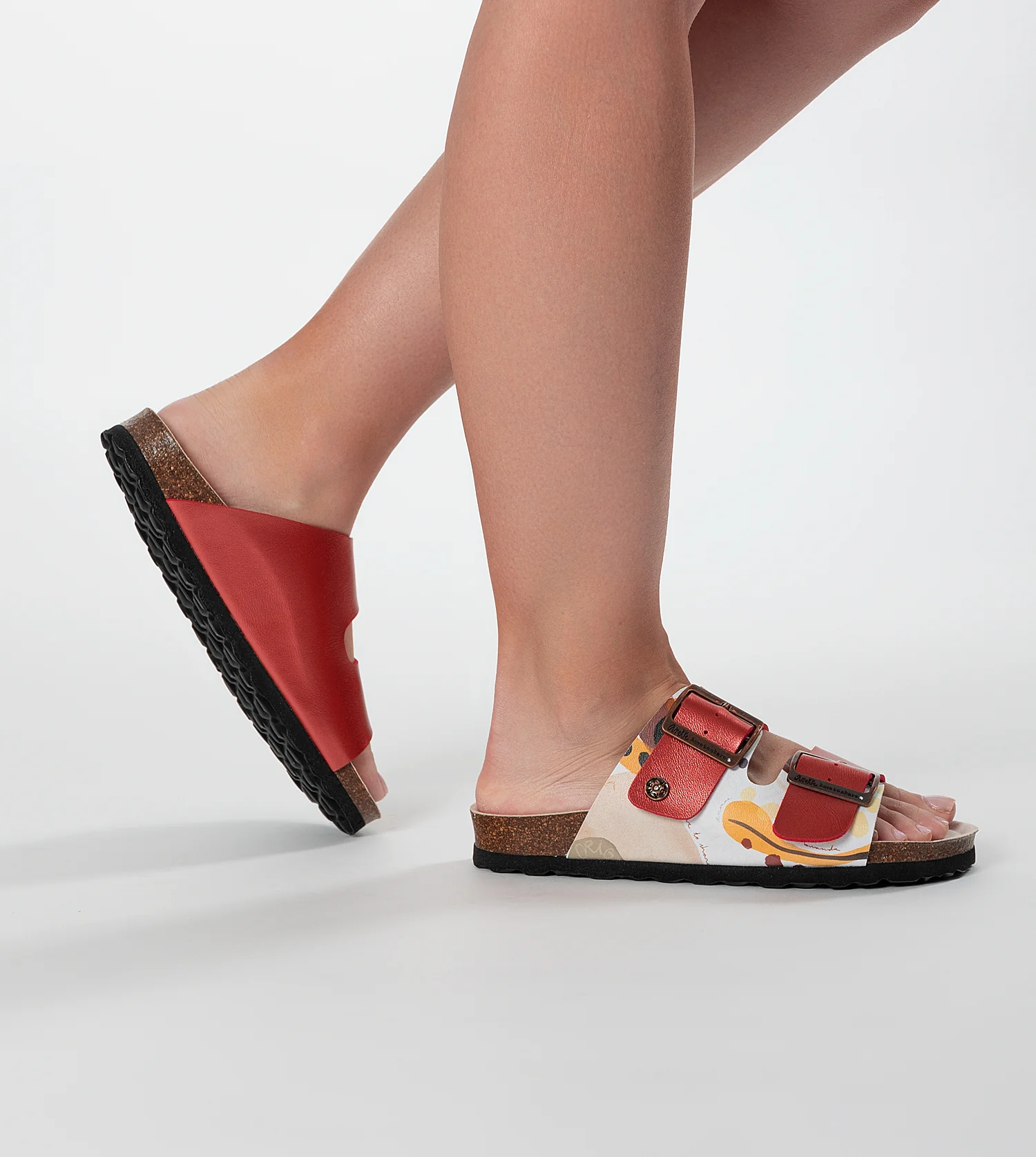 Rote mehrfarbige Bio-Sandalen - Image 3