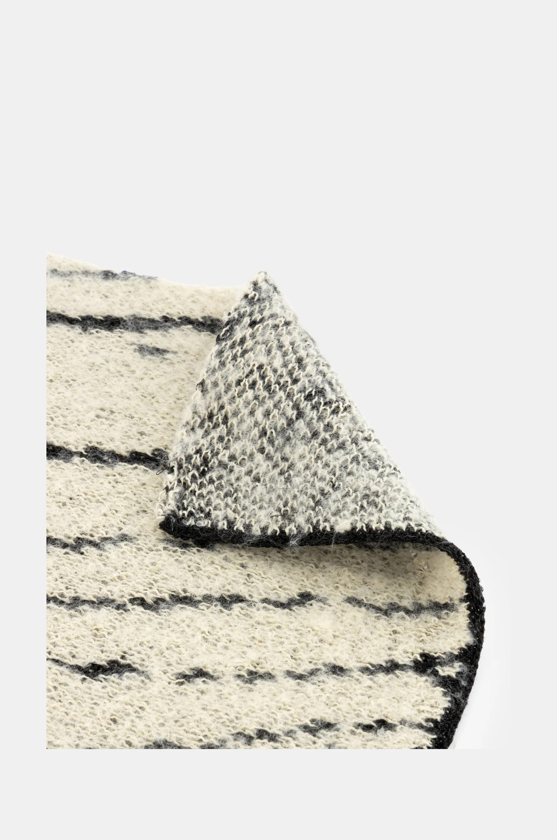 Schwarzer kombinierter Strickschal - Image 2