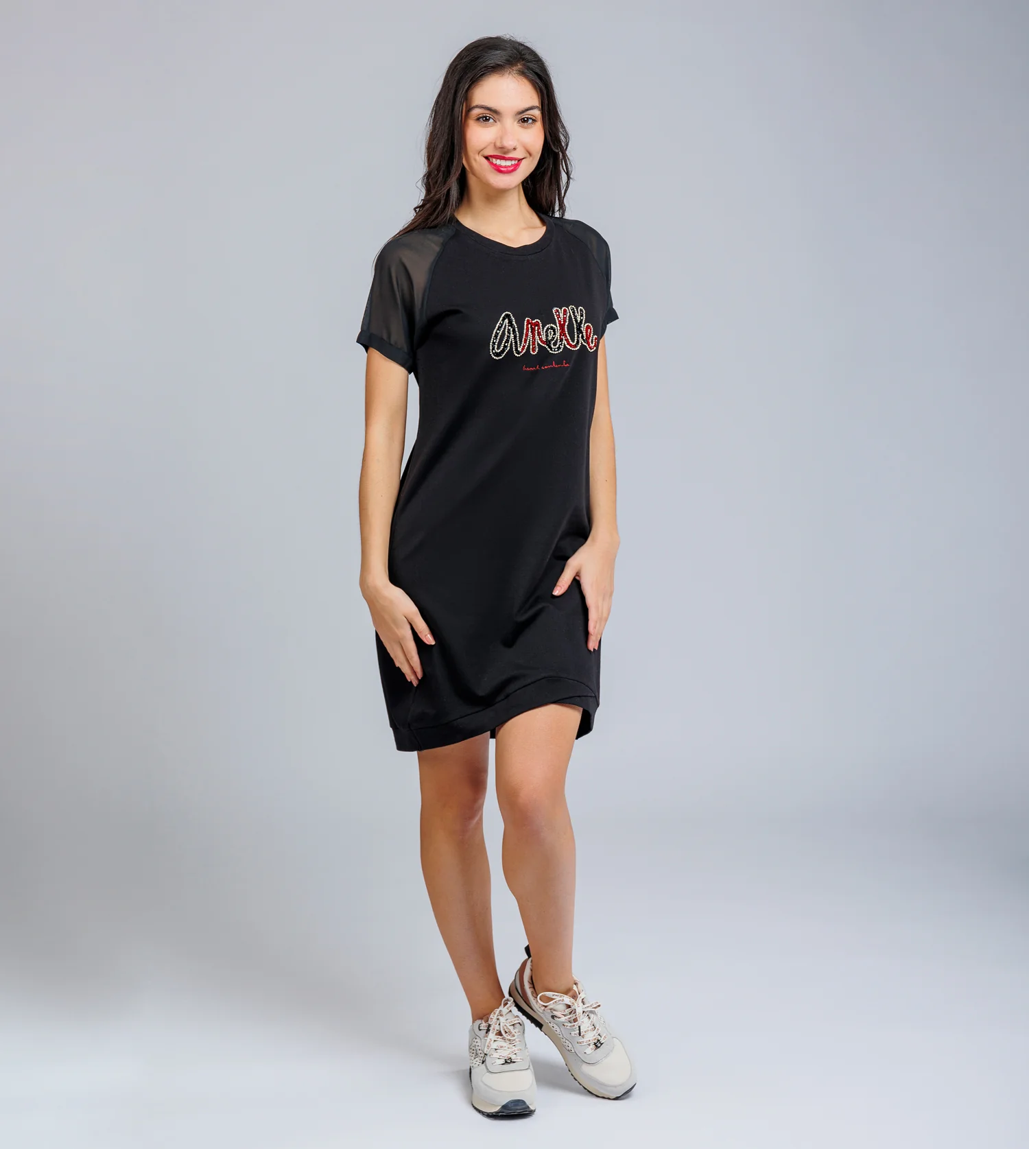 Schwarzes Kurzarmkleid - Image 4