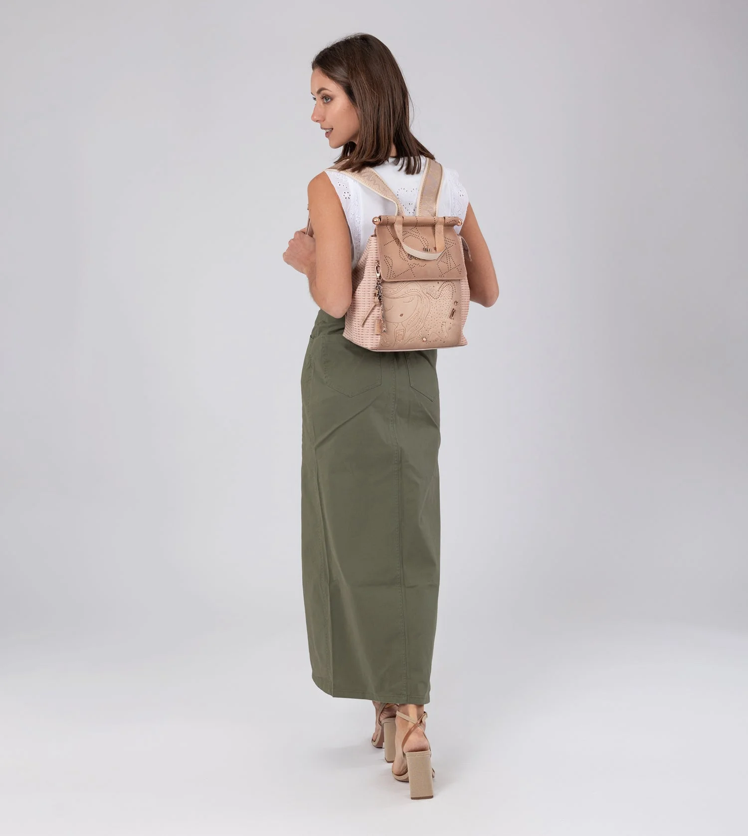Rucksack „Studio Nude“ mit Überschlag - Image 2
