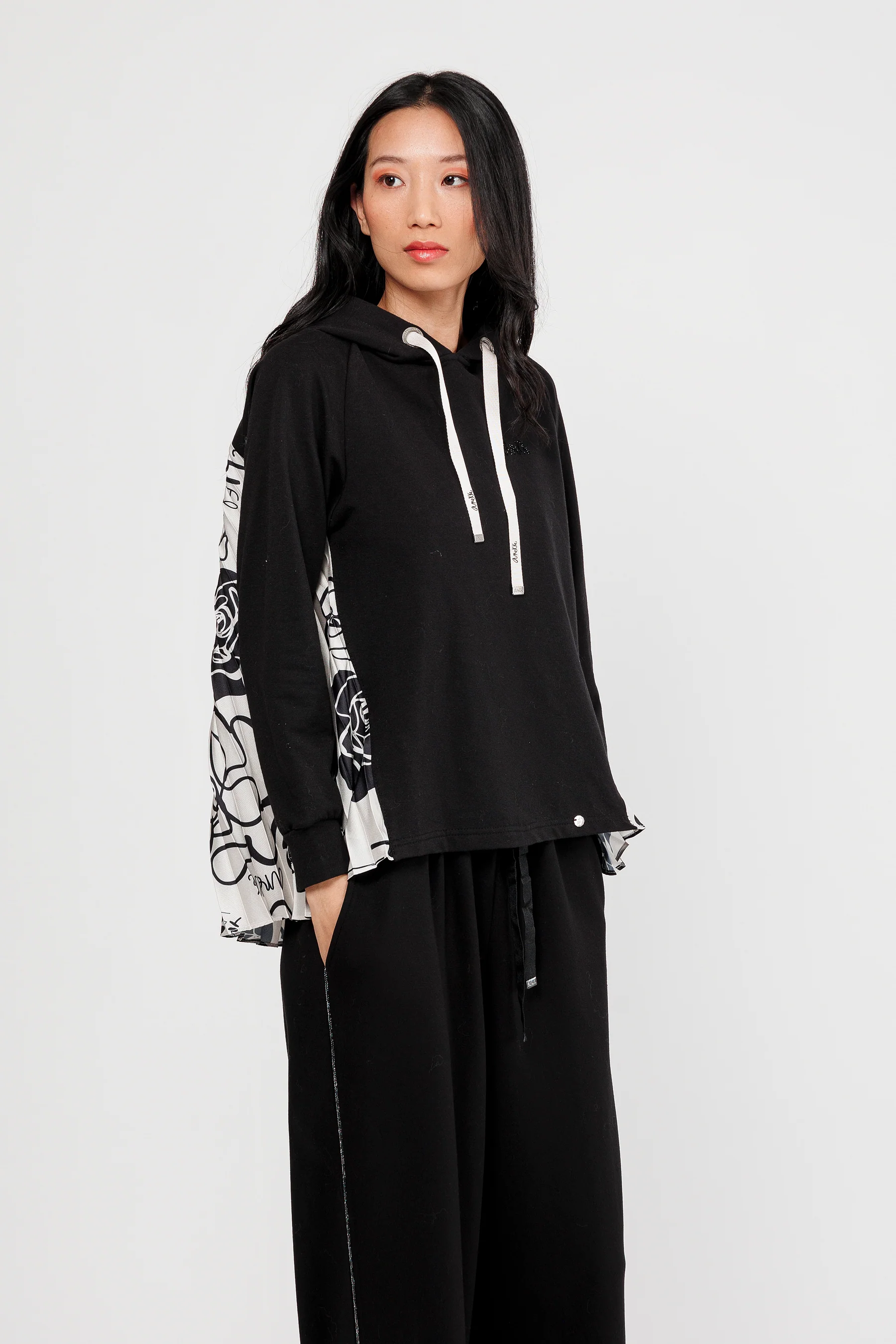 Sweatshirt mit Kapuze gemustert - Image 2