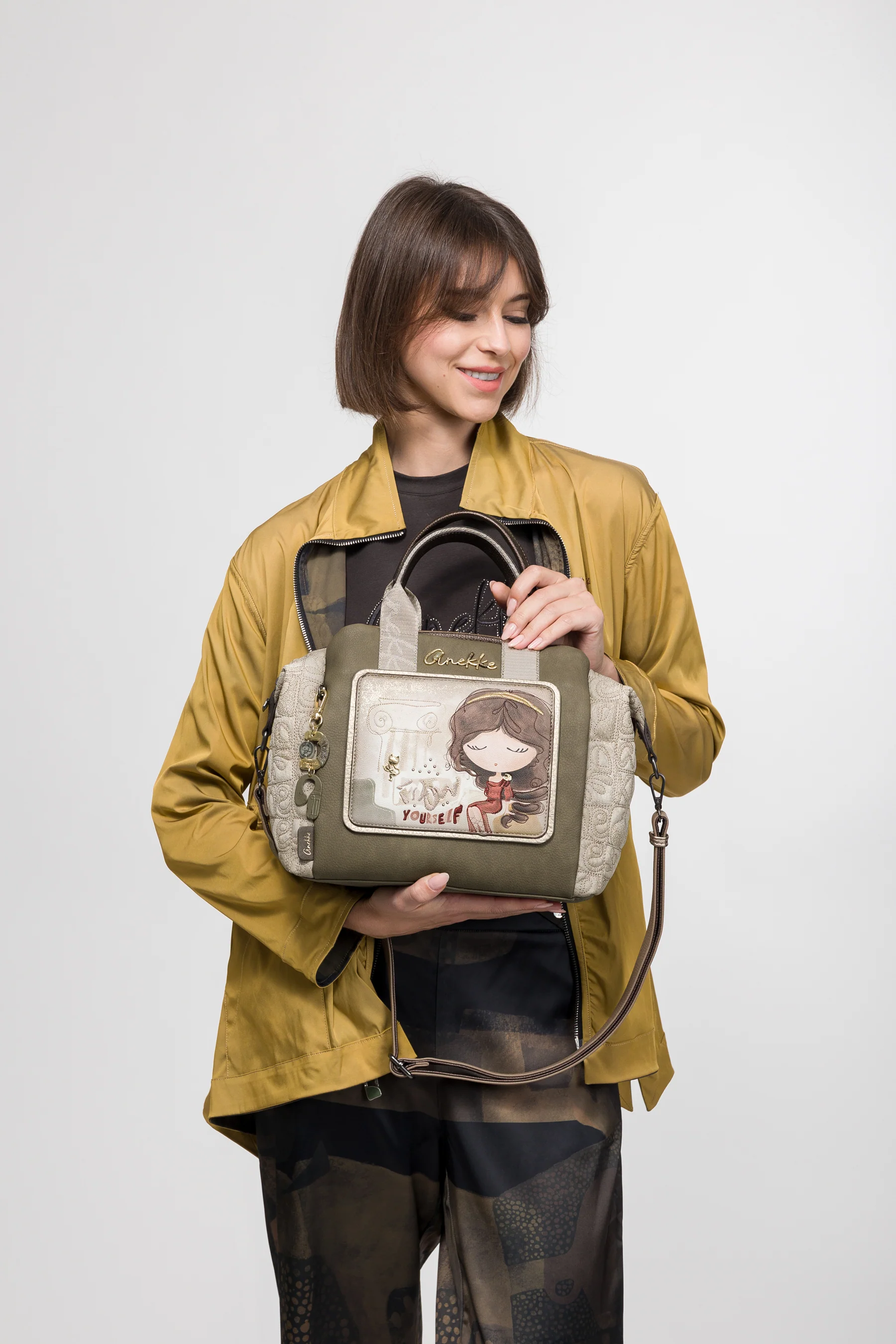 Tasche mit kurzem Griff Muse mittelgroß - Image 2