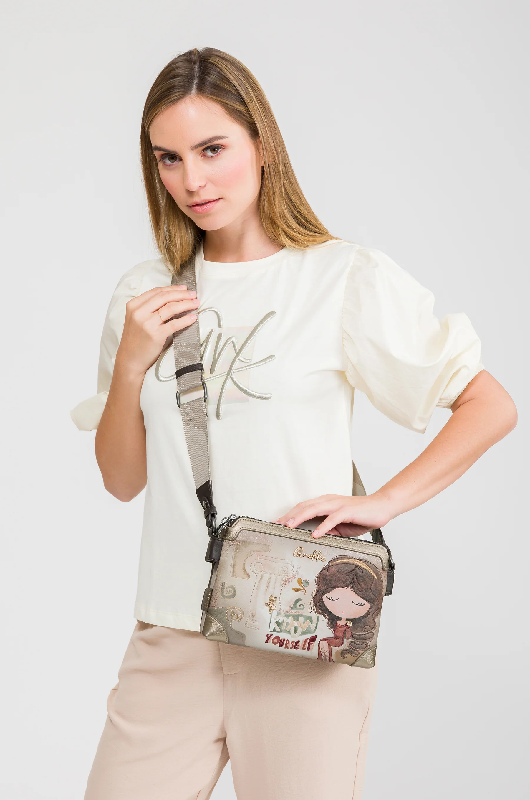 Umhängetasche Muse mit 3 Fächern - Image 4